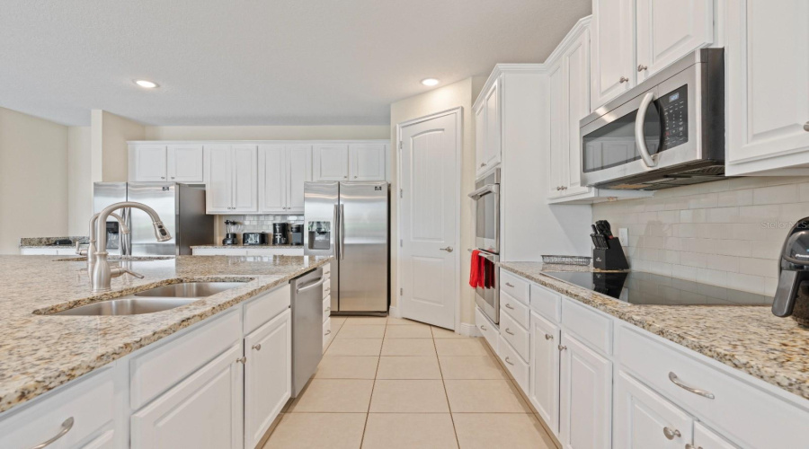 Kissimmee, Florida 34747, 12 Bedroom Bedrooms, ,12 Bathroombathrooms,Residential,For Sale,Southfield,0,Mfro6433334