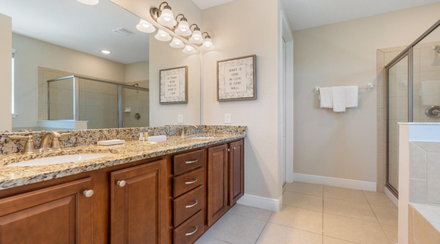 Kissimmee, Florida 34747, 12 Bedroom Bedrooms, ,12 Bathroombathrooms,Residential,For Sale,Southfield,0,Mfro6433334