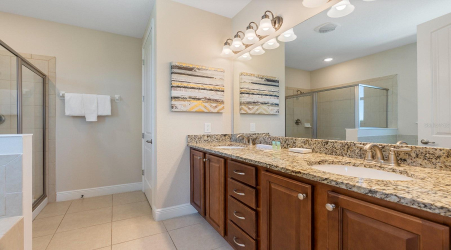 Kissimmee, Florida 34747, 12 Bedroom Bedrooms, ,12 Bathroombathrooms,Residential,For Sale,Southfield,0,Mfro6433334