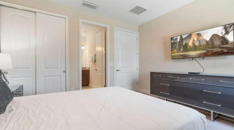 Kissimmee, Florida 34747, 12 Bedroom Bedrooms, ,12 Bathroombathrooms,Residential,For Sale,Southfield,0,Mfro6433334