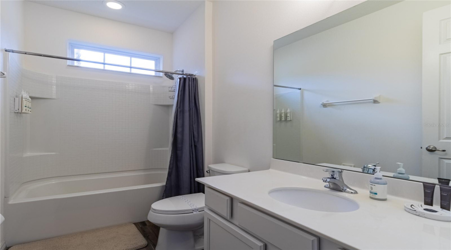 Davenport, Florida 33837, 5 Bedroom Bedrooms, ,5 Bathroombathrooms,Residential,For Sale,Broad Oak,0,Mfro6439875