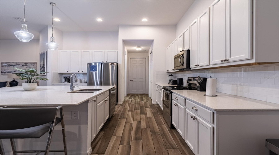Davenport, Florida 33837, 5 Bedroom Bedrooms, ,5 Bathroombathrooms,Residential,For Sale,Broad Oak,0,Mfro6439875