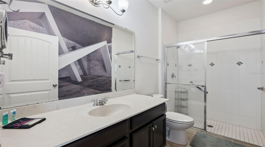 Davenport, Florida 33837, 6 Bedroom Bedrooms, ,6 Bathroombathrooms,Residential,For Sale,Oaktree,0,Mfrs5156338