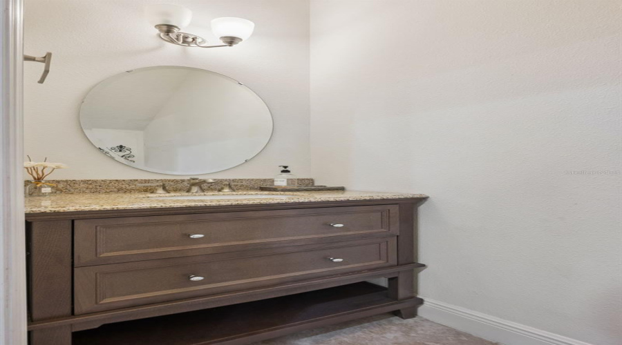 Davenport, Florida 33837, 6 Bedroom Bedrooms, ,6 Bathroombathrooms,Residential,For Sale,Oaktree,0,Mfrs5156338