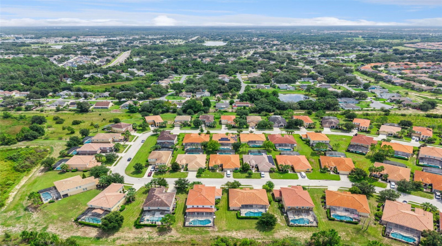 Davenport, Florida 33837, 6 Bedroom Bedrooms, ,6 Bathroombathrooms,Residential,For Sale,Oaktree,0,Mfrs5156338