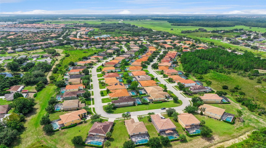 Davenport, Florida 33837, 6 Bedroom Bedrooms, ,6 Bathroombathrooms,Residential,For Sale,Oaktree,0,Mfrs5156338