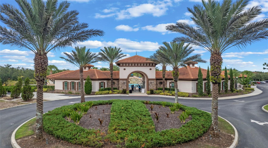 Davenport, Florida 33837, 6 Bedroom Bedrooms, ,6 Bathroombathrooms,Residential,For Sale,Oaktree,0,Mfrs5156338