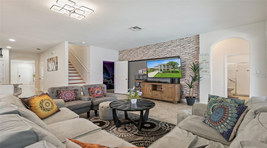 Davenport, Florida 33837, 6 Bedroom Bedrooms, ,6 Bathroombathrooms,Residential,For Sale,Oaktree,0,Mfrs5156338