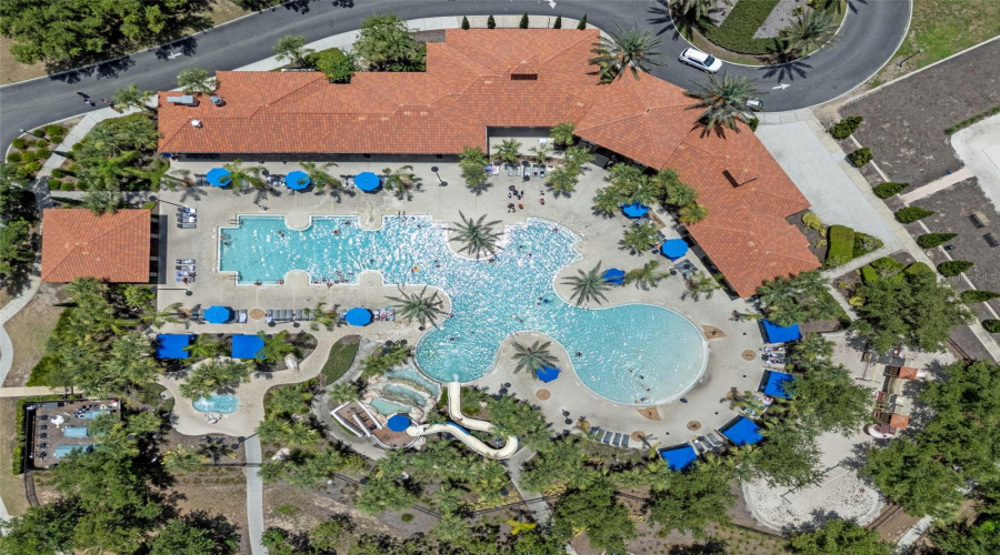 Davenport, Florida 33837, 6 Bedroom Bedrooms, ,6 Bathroombathrooms,Residential,For Sale,Oaktree,0,Mfrs5156338