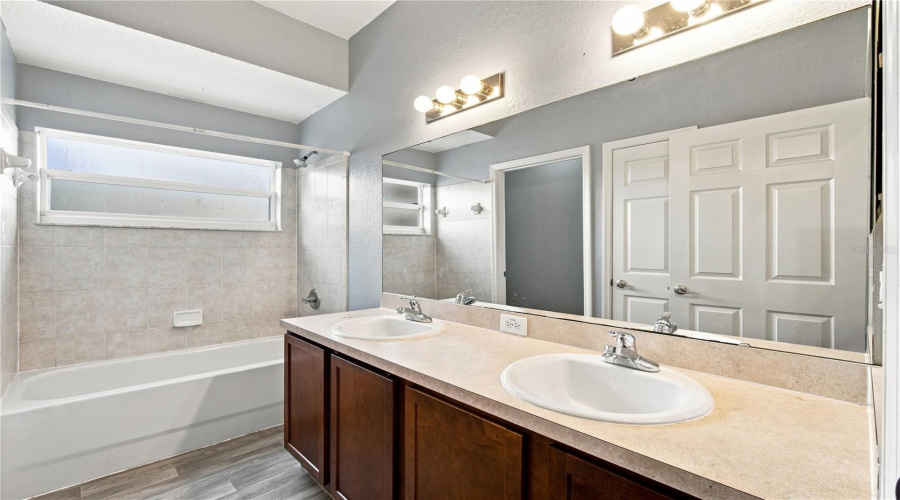 Davenport, Florida 33837, 5 Bedroom Bedrooms, ,2 Bathroombathrooms,Residential,For Sale,Merrimack,0,Mfro6439709