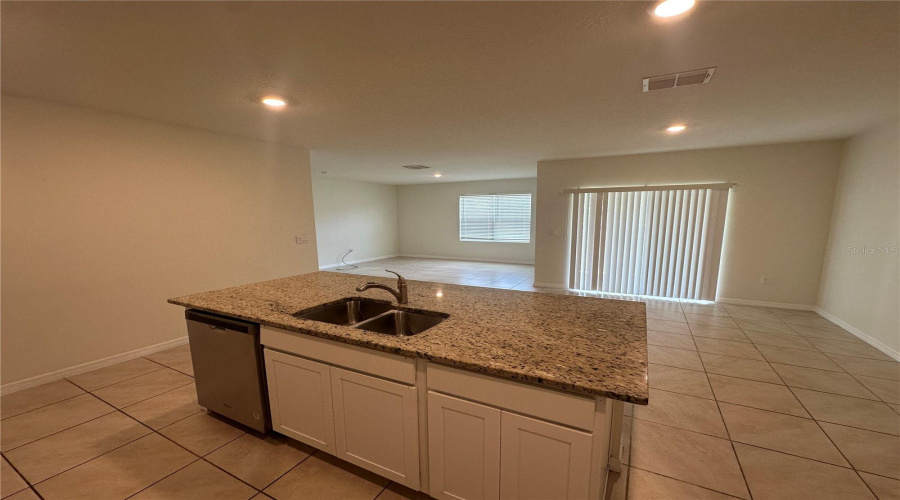 Davenport, Florida 33837, 4 Bedroom Bedrooms, ,2 Bathroombathrooms,Residential,For Sale,Sugarwood,0,Mfro6388679