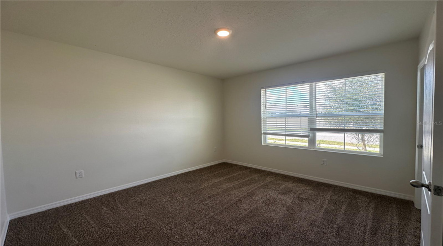 Davenport, Florida 33837, 4 Bedroom Bedrooms, ,2 Bathroombathrooms,Residential,For Sale,Sugarwood,0,Mfro6388679