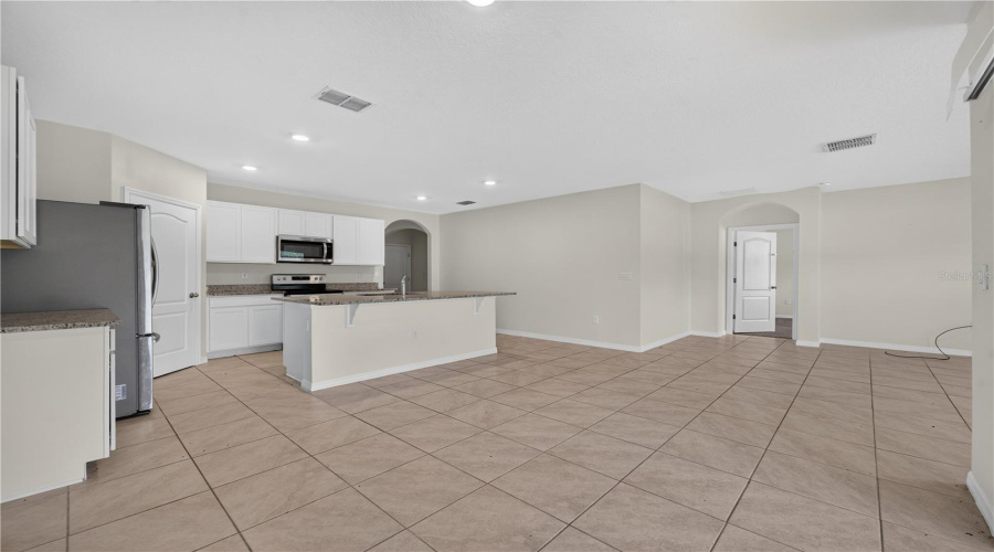 Davenport, Florida 33837, 4 Bedroom Bedrooms, ,2 Bathroombathrooms,Residential,For Sale,Sugarwood,0,Mfro6388679