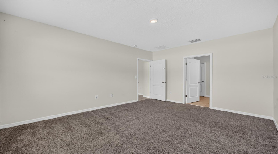 Davenport, Florida 33837, 4 Bedroom Bedrooms, ,2 Bathroombathrooms,Residential,For Sale,Sugarwood,0,Mfro6388679
