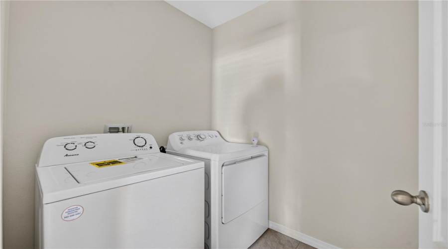 Davenport, Florida 33837, 4 Bedroom Bedrooms, ,2 Bathroombathrooms,Residential,For Sale,Sugarwood,0,Mfro6388679