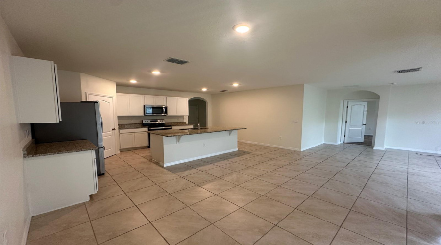 Davenport, Florida 33837, 4 Bedroom Bedrooms, ,2 Bathroombathrooms,Residential,For Sale,Sugarwood,0,Mfro6388679