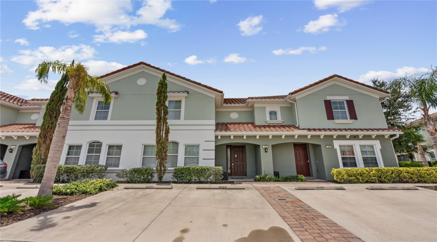 Davenport, Florida 33837, 4 Bedroom Bedrooms, ,3 Bathroombathrooms,Residential,For Sale,Terrasonesta Dr,0,Mfro6439908