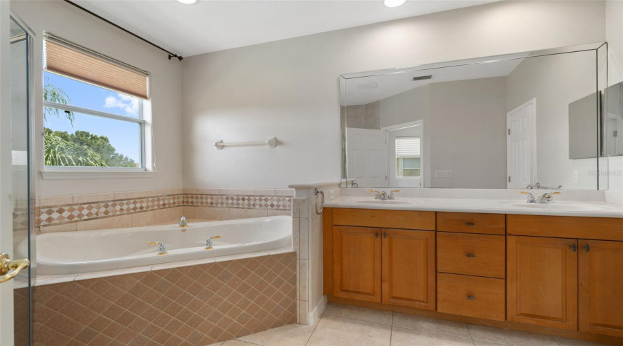Orlando, Florida 32836, 3 Bedroom Bedrooms, ,2 Bathroombathrooms,Residential,For Sale,The Esplanade,0,Mfro6436023