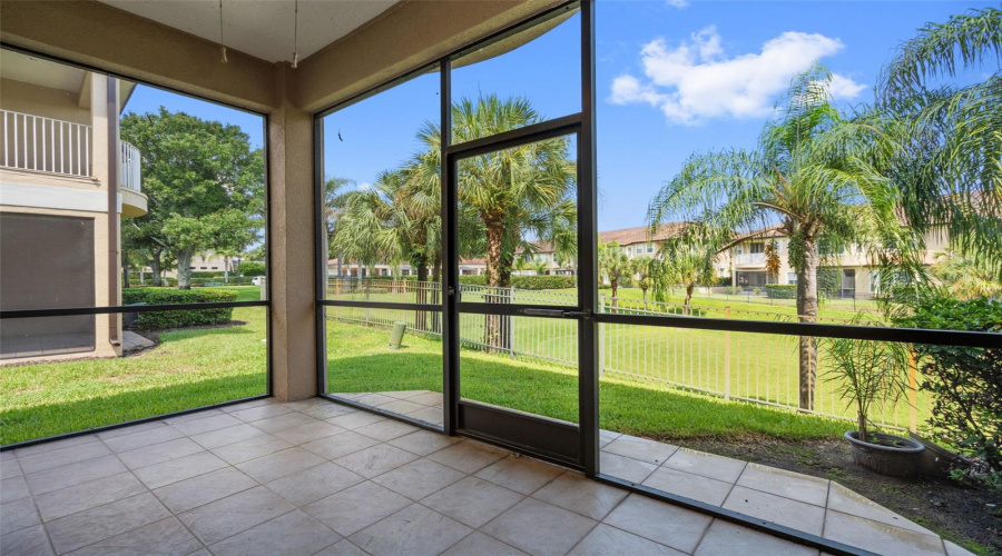 Orlando, Florida 32836, 3 Bedroom Bedrooms, ,2 Bathroombathrooms,Residential,For Sale,The Esplanade,0,Mfro6436023