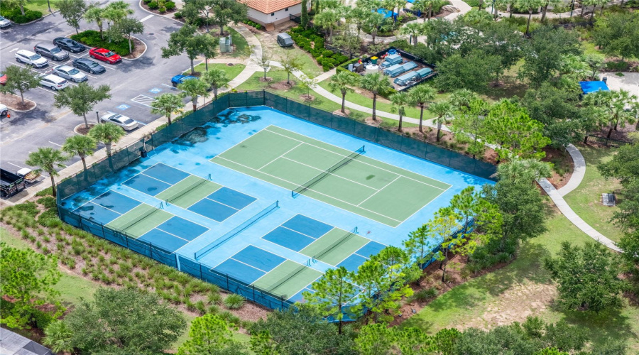 Davenport, Florida 33837, 5 Bedroom Bedrooms, ,4 Bathroombathrooms,Residential,For Sale,Misty Oak,0,Mfro6438845