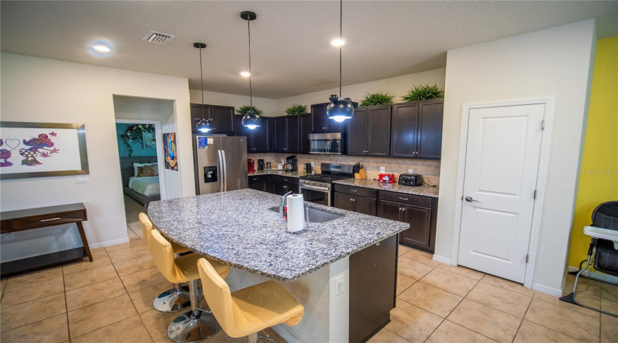 Davenport, Florida 33837, 5 Bedroom Bedrooms, ,4 Bathroombathrooms,Residential,For Sale,Misty Oak,0,Mfro6438845