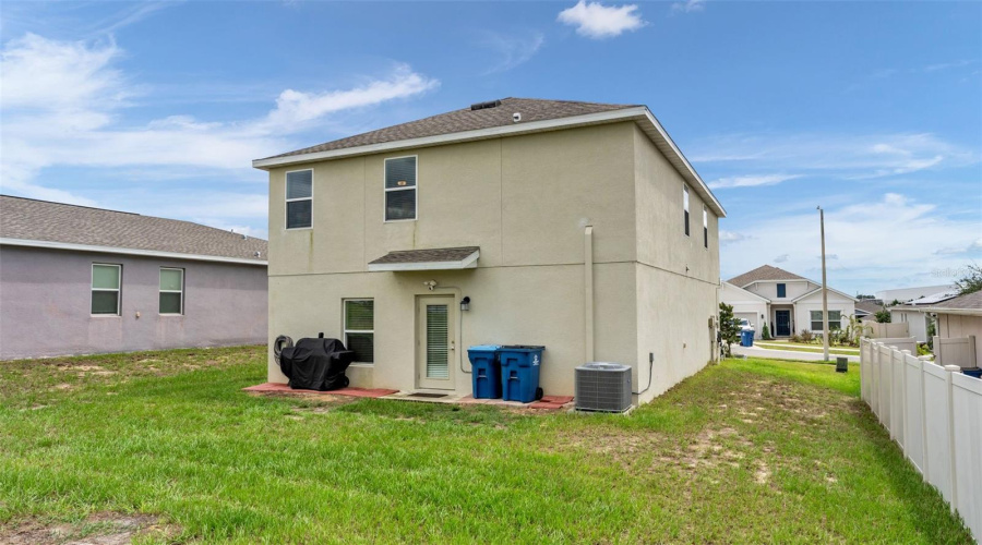 Davenport, Florida 33837, 5 Bedroom Bedrooms, ,2 Bathroombathrooms,Residential,For Sale,Pomelo,0,Mfrl4964888