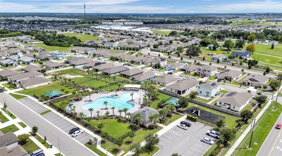 Davenport, Florida 33837, 5 Bedroom Bedrooms, ,2 Bathroombathrooms,Residential,For Sale,Pomelo,0,Mfrl4964888