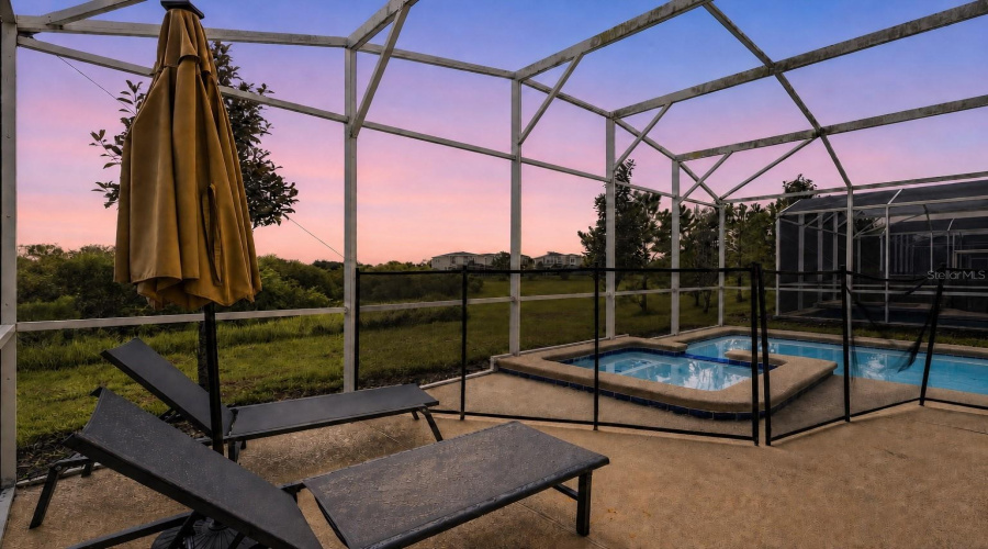 Davenport, Florida 33896, 5 Bedroom Bedrooms, ,5 Bathroombathrooms,Residential,For Sale,Drop Shot,0,Mfrp4939795