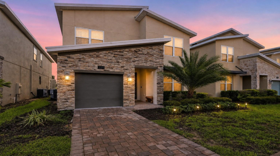 Davenport, Florida 33896, 5 Bedroom Bedrooms, ,5 Bathroombathrooms,Residential,For Sale,Drop Shot,0,Mfrp4939795