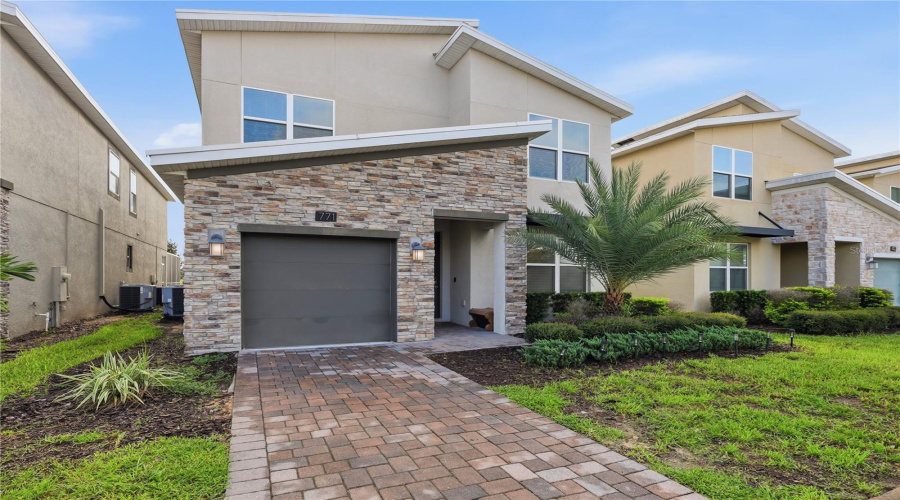Davenport, Florida 33896, 5 Bedroom Bedrooms, ,5 Bathroombathrooms,Residential,For Sale,Drop Shot,0,Mfrp4939795