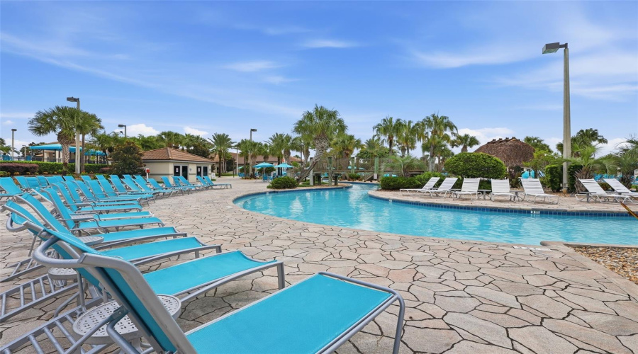 Davenport, Florida 33896, 5 Bedroom Bedrooms, ,5 Bathroombathrooms,Residential,For Sale,Drop Shot,0,Mfrp4939795