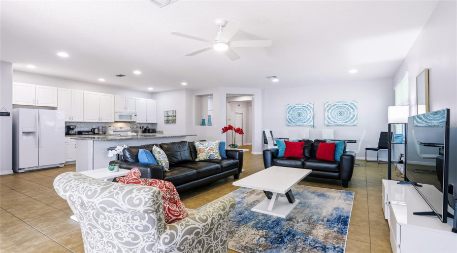 Davenport, Florida 33837, 4 Bedroom Bedrooms, ,3 Bathroombathrooms,Residential,For Sale,Victoria,0,Mfrs5156914