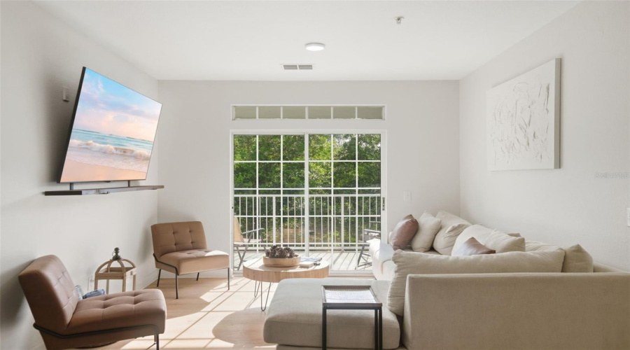 Kissimmee, Florida 34747, 2 Bedroom Bedrooms, ,2 Bathroombathrooms,Residential,For Sale,Feltrim,0,Mfro6412114