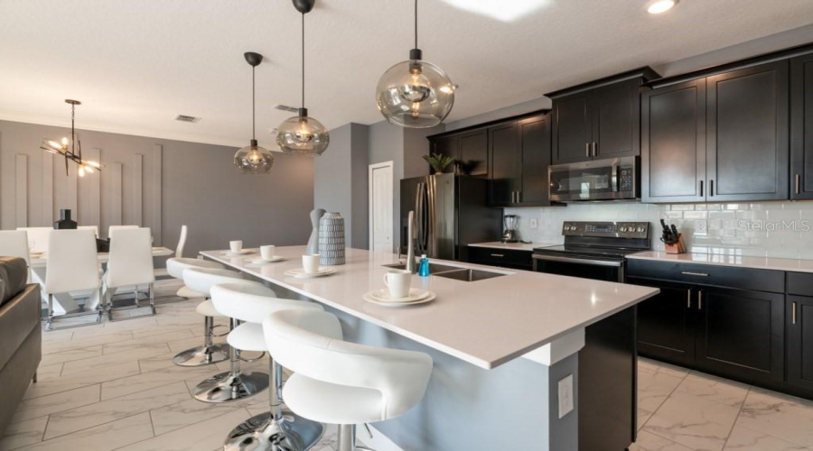 Davenport, Florida 33896, 4 Bedroom Bedrooms, ,3 Bathroombathrooms,Residential,For Sale,Challenge,0,Mfro6439770
