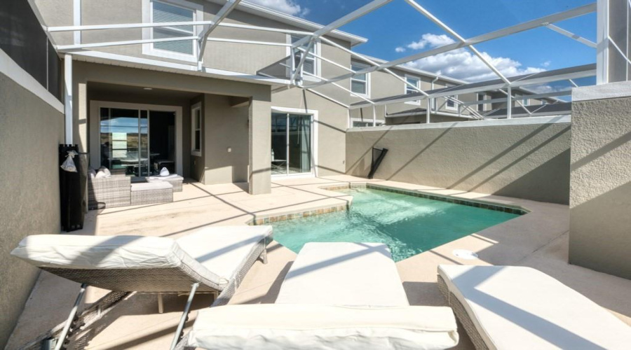 Davenport, Florida 33896, 4 Bedroom Bedrooms, ,3 Bathroombathrooms,Residential,For Sale,Challenge,0,Mfro6439770