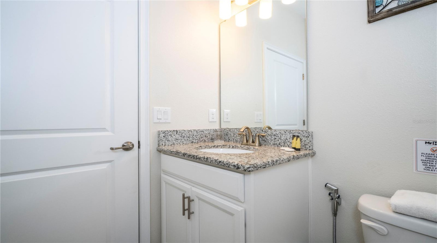 Davenport, Florida 33896, 5 Bedroom Bedrooms, ,5 Bathroombathrooms,Residential,For Sale,Moon Valley,0,Mfro6397295