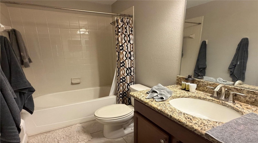Davenport, Florida 33896, 8 Bedroom Bedrooms, ,5 Bathroombathrooms,Residential,For Sale,Wexford,0,Mfro6436732