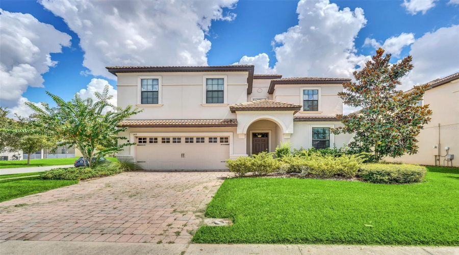 Davenport, Florida 33896, 8 Bedroom Bedrooms, ,5 Bathroombathrooms,Residential,For Sale,Wexford,0,Mfro6436732