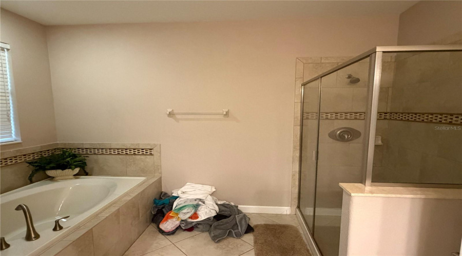 Davenport, Florida 33896, 8 Bedroom Bedrooms, ,5 Bathroombathrooms,Residential,For Sale,Wexford,0,Mfro6436732