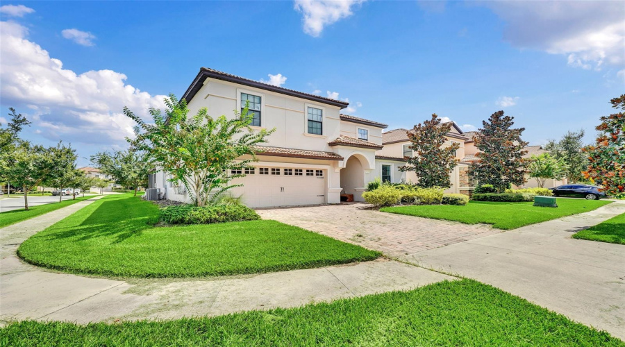 Davenport, Florida 33896, 8 Bedroom Bedrooms, ,5 Bathroombathrooms,Residential,For Sale,Wexford,0,Mfro6436732