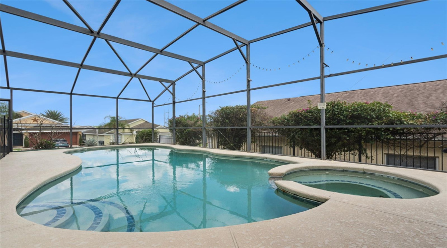 Davenport, Florida 33837, 4 Bedroom Bedrooms, ,3 Bathroombathrooms,Residential,For Sale,Vizcay,0,Mfrs5157148