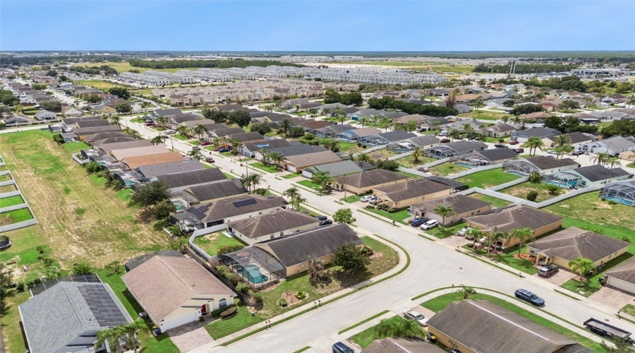 Davenport, Florida 33837, 4 Bedroom Bedrooms, ,3 Bathroombathrooms,Residential,For Sale,Vizcay,0,Mfrs5157148