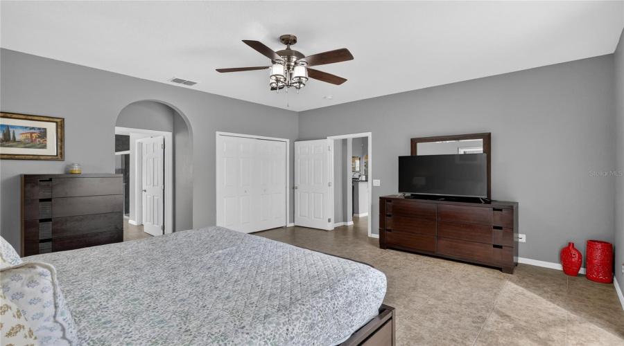 Davenport, Florida 33897, 4 Bedroom Bedrooms, ,3 Bathroombathrooms,Residential,For Sale,Belfry,0,Mfro6439856