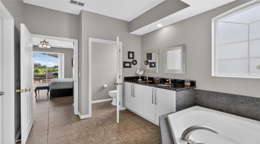 Davenport, Florida 33897, 4 Bedroom Bedrooms, ,3 Bathroombathrooms,Residential,For Sale,Belfry,0,Mfro6439856