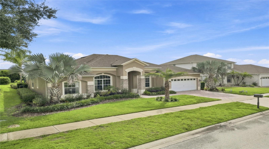 Davenport, Florida 33897, 4 Bedroom Bedrooms, ,3 Bathroombathrooms,Residential,For Sale,Belfry,0,Mfro6439856