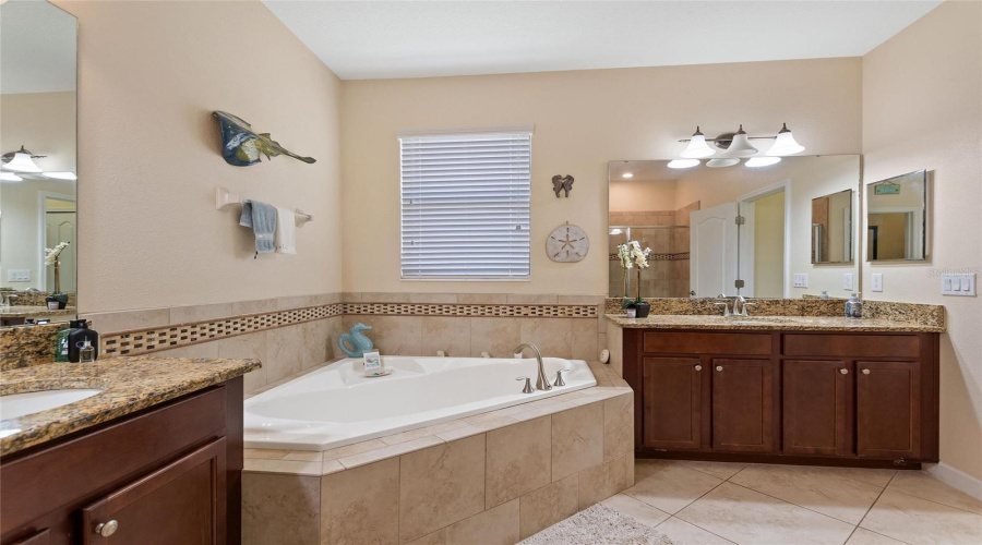 Davenport, Florida 33896, 3 Bedroom Bedrooms, ,2 Bathroombathrooms,Residential,For Sale,Dove Valley,0,Mfrs5157153