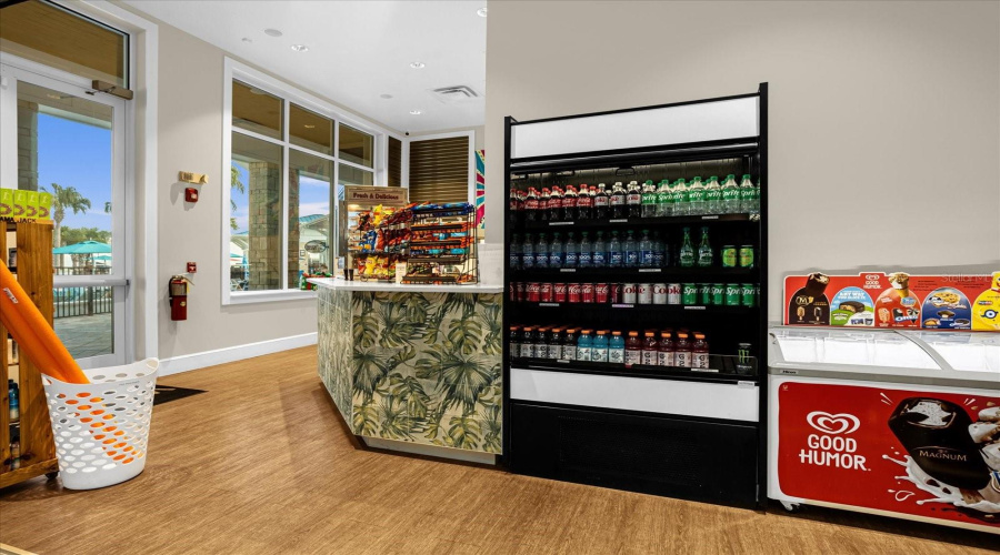 Davenport, Florida 33897, 10 Bedroom Bedrooms, ,8 Bathroombathrooms,Residential,For Sale,Lelani,0,Mfrs5134426