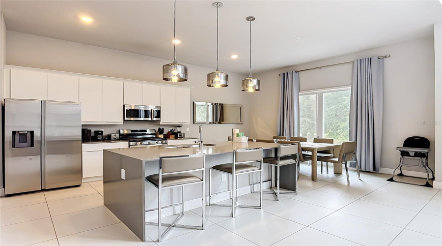 Kissimmee, Florida 34747, 5 Bedroom Bedrooms, ,4 Bathroombathrooms,Residential,For Sale,Sandy Ridge,0,Mfrtb8543178