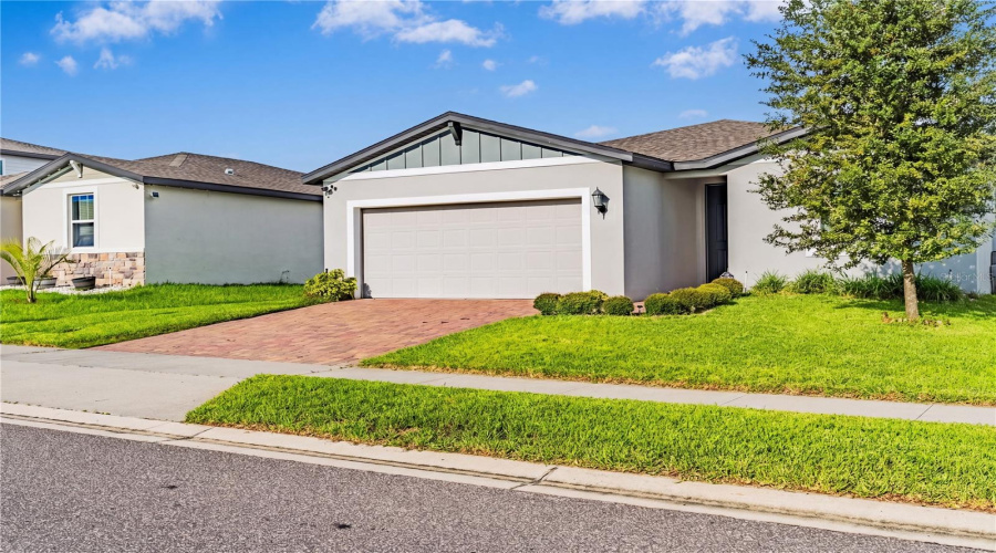 Davenport, Florida 33837, 3 Bedroom Bedrooms, ,2 Bathroombathrooms,Residential,For Sale,Congaree,0,Mfro6440260