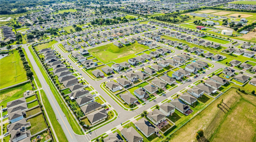 Davenport, Florida 33837, 3 Bedroom Bedrooms, ,2 Bathroombathrooms,Residential,For Sale,Congaree,0,Mfro6440260